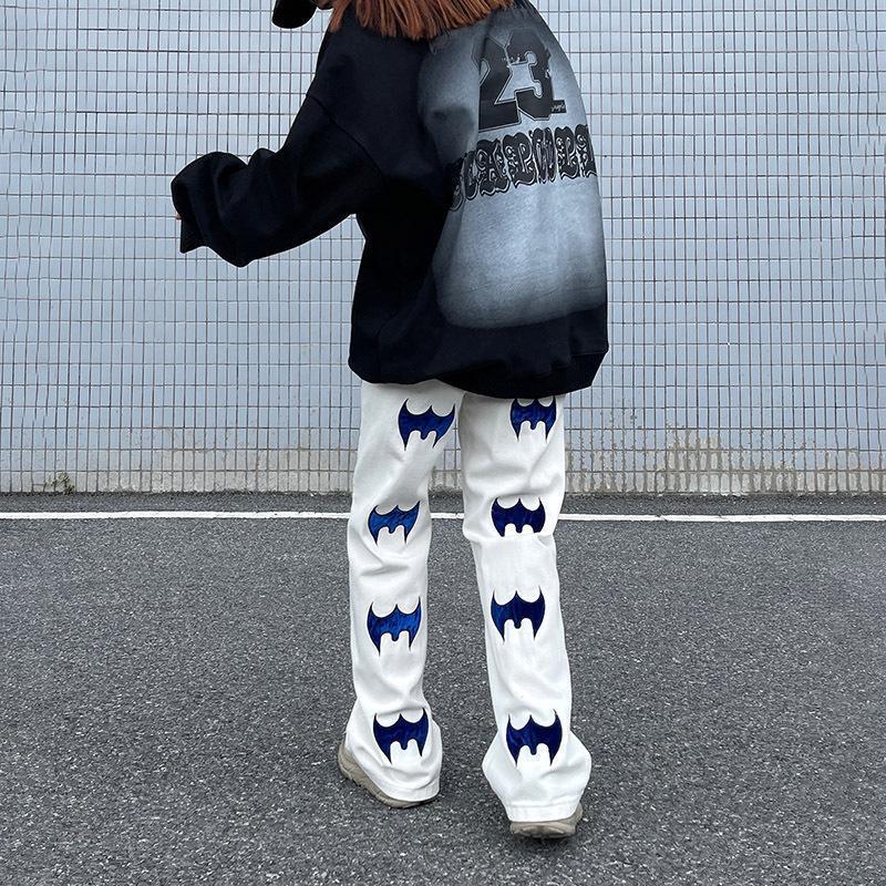 Bat Print Baggy Jeans   Ʈ..